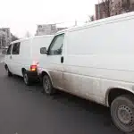 На перехресті у Вінниці «зчепились» два білих «Фольксвагени»