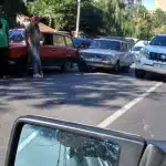 В результате двойного обгона на Свердлова пострадало несколько автомобилей