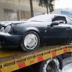На в’їзді у Вінницю Mercedes на швидкості «вилетів» до магазину «АТЛ»