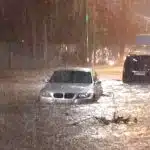 Злива у Вінниці: автомобілі плавали і губили номера (Відео)