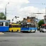 Біля Будинку офіцерів ДТП, зіштовхнулися трамвай та тролейбус (Фото)