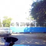 Волга влетела в трамвай в Виннице (Видео)