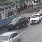 ДТП на перехресті Келецької та Космонавтів: відео зіткнення «Волги» та «Ауді»