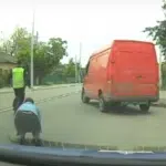 У Вінниці патрульні запобігли дорожньо-транспортній пригоді (Відео)